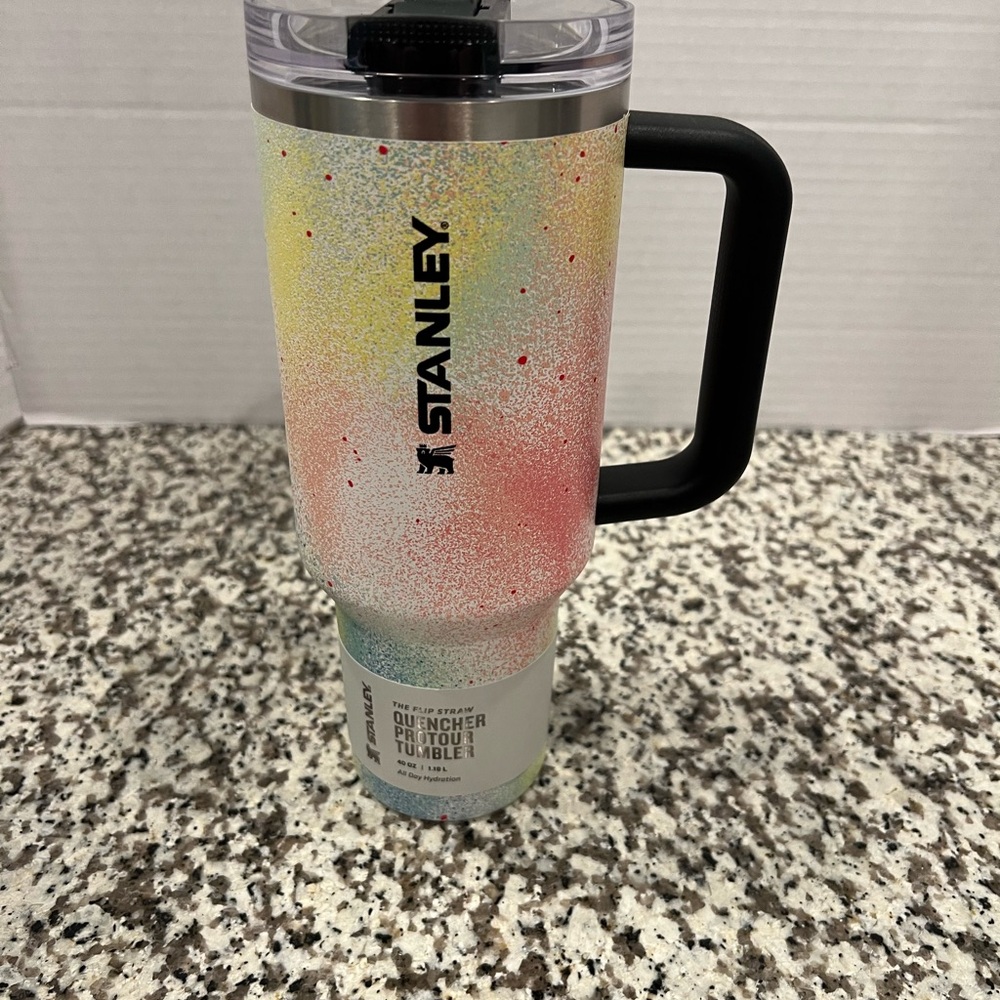 Stanley Insulated Quencher Tumbler - Multicolor Speckle. 40 ounce.
